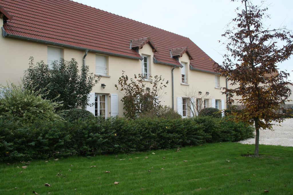 La Croix De La Jarrie Châtres Exterior foto