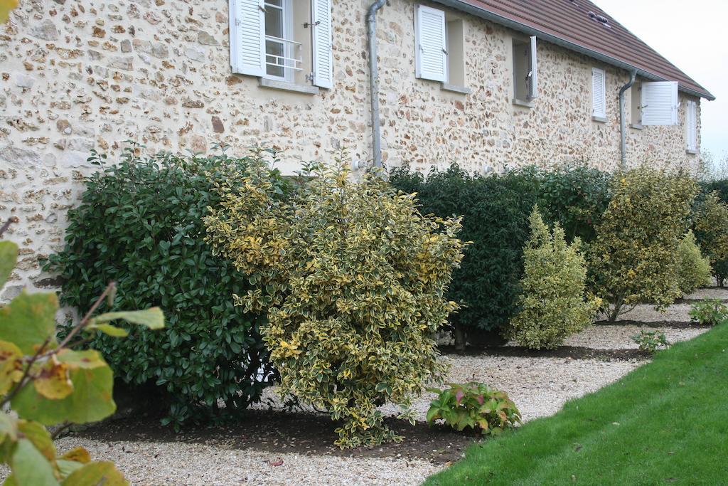 La Croix De La Jarrie Châtres Exterior foto